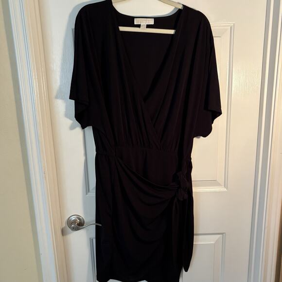 Michael Kors Black Wrap Dress with Tie Waist And Snap Chest Closure - Sz 2X‎ - Picture 1 of 6